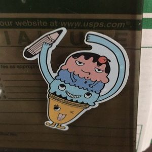 Meet your Posher, Nelly